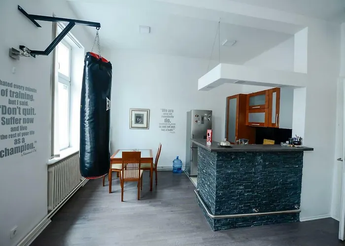 East-west Lejlighed *