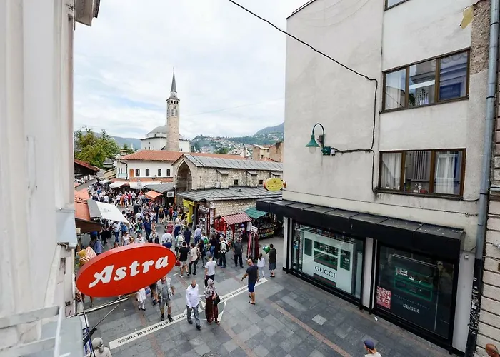 East-west Апартаменты *